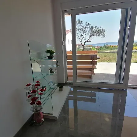 Apartment Marta 3 Bedrooms, 2 Baths And Pool *