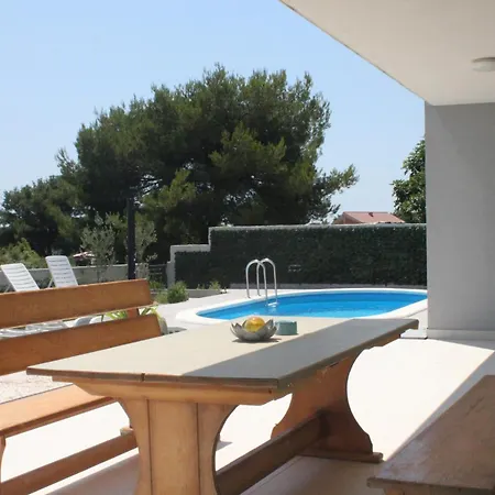 Marta 3 Bedrooms, 2 Baths And Pool